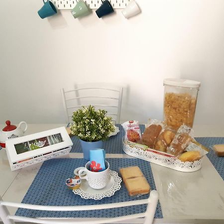 Nanas Apartment เนเปิลส์ ภายนอก รูปภาพ