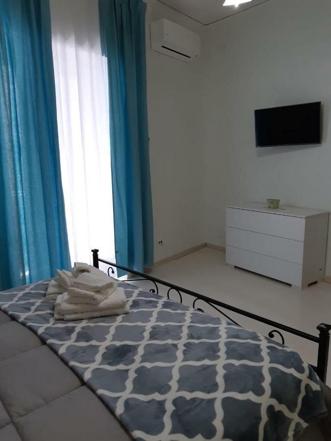 Nanas Apartment เนเปิลส์ ภายนอก รูปภาพ