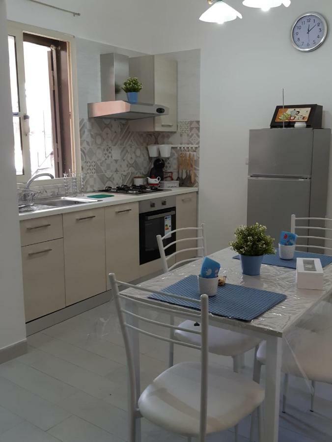 Nanas Apartment เนเปิลส์ ภายนอก รูปภาพ