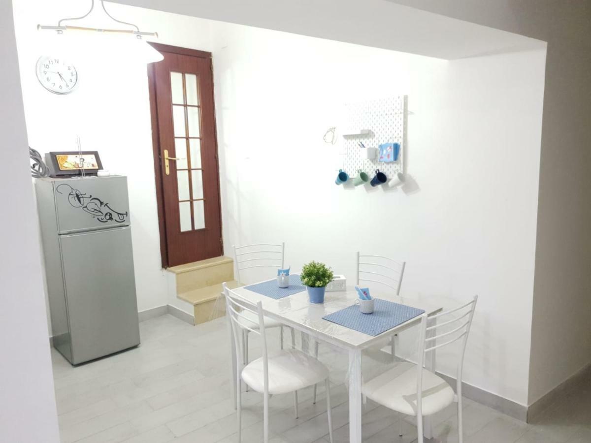 Nanas Apartment เนเปิลส์ ภายนอก รูปภาพ