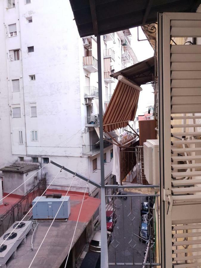 Nanas Apartment เนเปิลส์ ภายนอก รูปภาพ