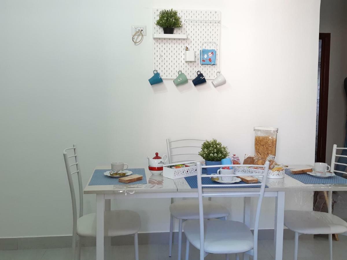 Nanas Apartment เนเปิลส์ ภายนอก รูปภาพ