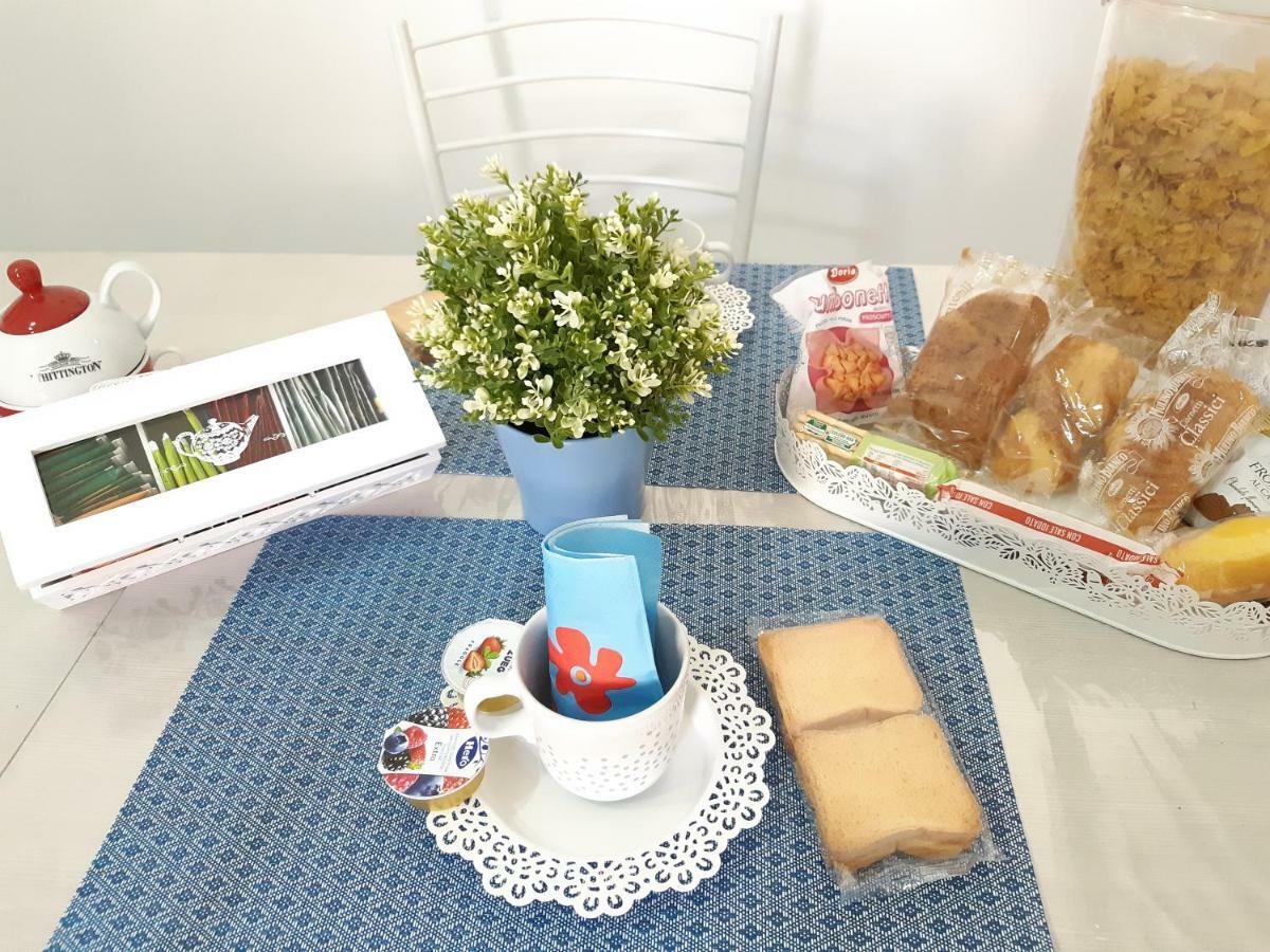 Nanas Apartment เนเปิลส์ ภายนอก รูปภาพ